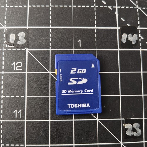 Toshiba 2gb camera memory - camera,